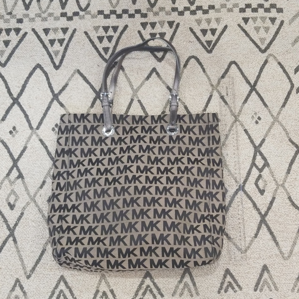 Michael Kors shoulder bag